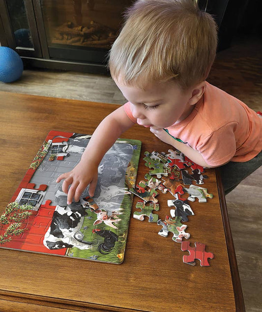 Red Barn Farm (tray) 35-Piece Cobble Hill Puzzle
