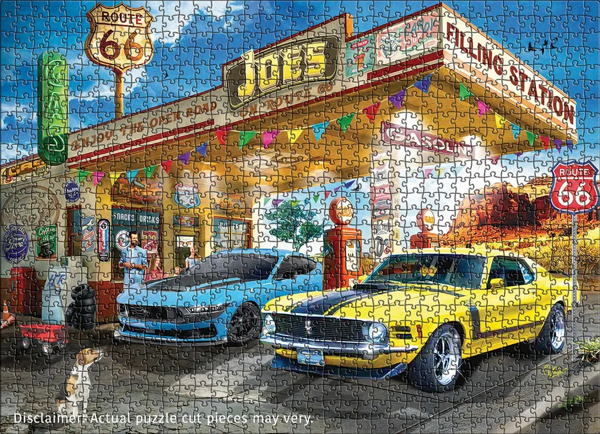 Mustang Boss vs Dark Horse